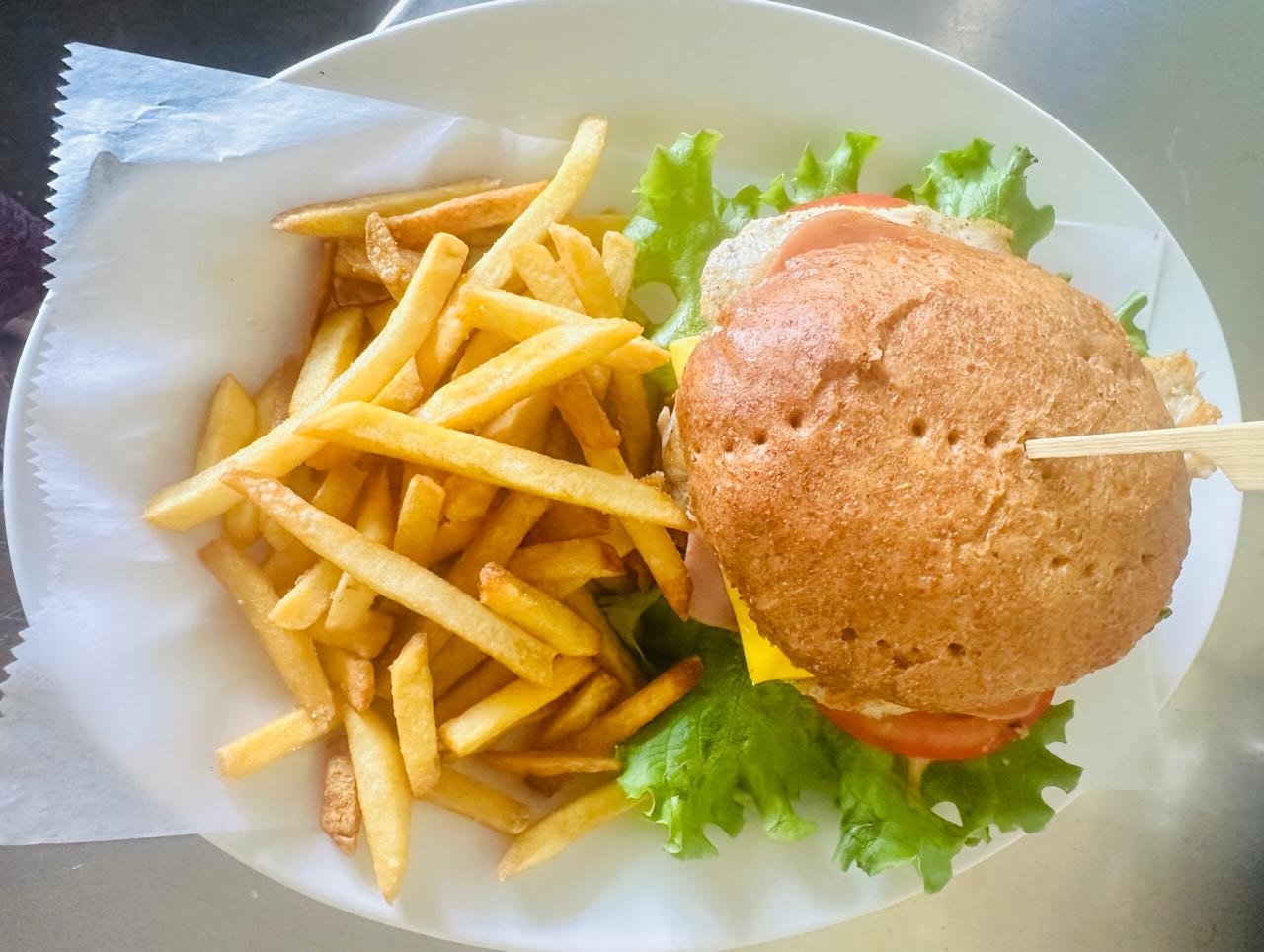 Hamburguesa con papas